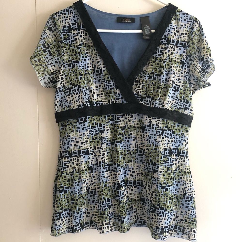 🔴Ratio Liz Claiborne Tee Shirt T-shirt Top Blouse